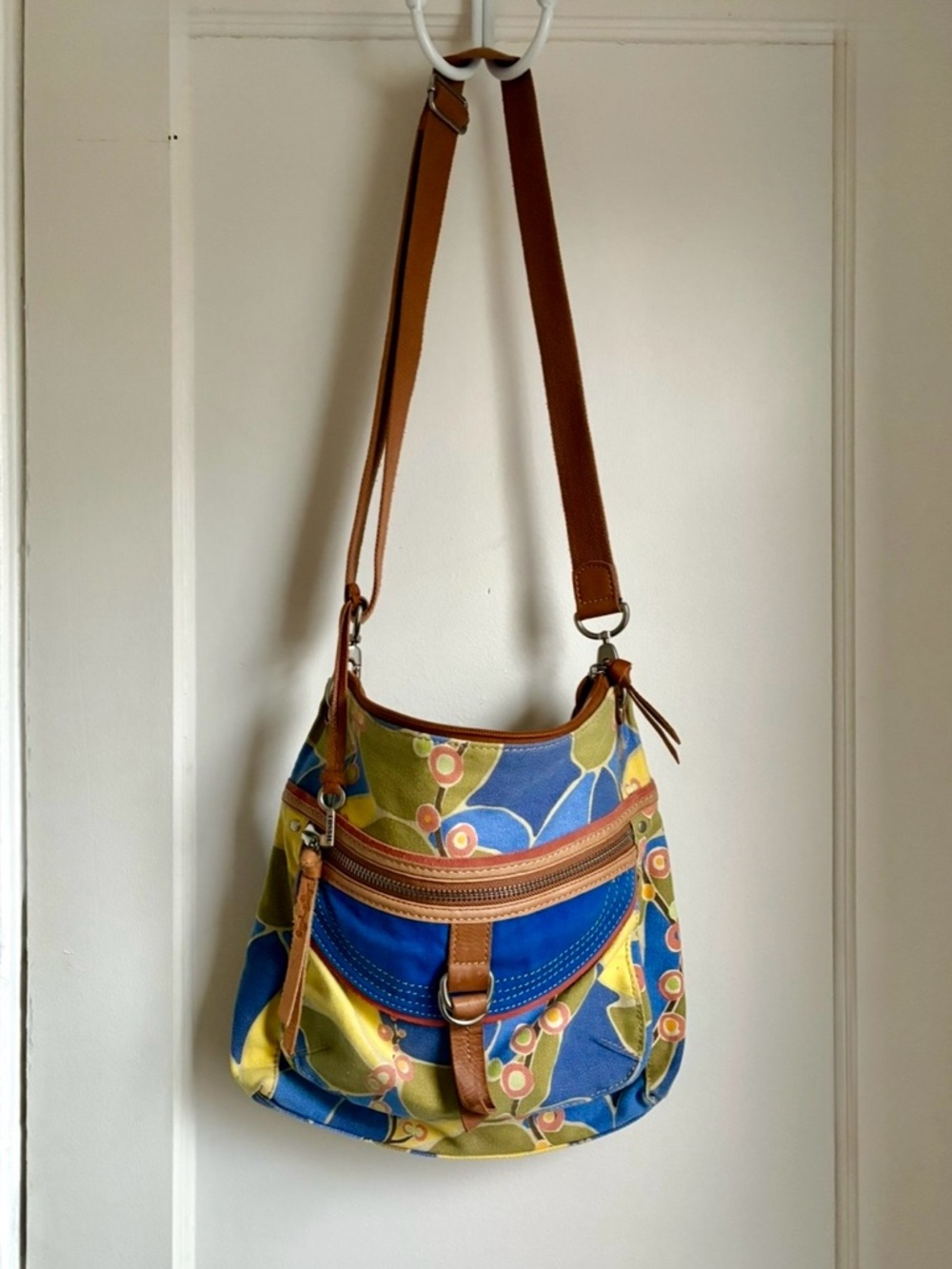 RARE Vintage Fossil Canvas Crossbody Bag